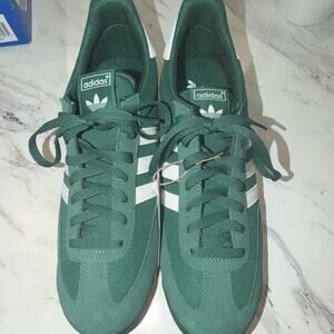 adidas Men's Low Top Lace-Up Athletic Sneakers Green/White Rubber Outsole